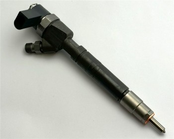 Neue Einspritzdüse 0445110199 für Mercedes-Benz C200 C220 E200 E220 E270 CDI W203 S203 W210 S210