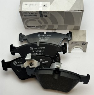 Neue Original BMW Bremsbeläge vorne 34116761277 für BMW 3 E46 5  E39 X3 E83 Z4 E85 E85 MG ZT ZT-T