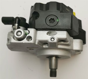 Generalüberholte Bosch Einspritzpumpe 0445010073 für BMW 7 730d 150/155/160 kW 204/211/218 PS 0986437320